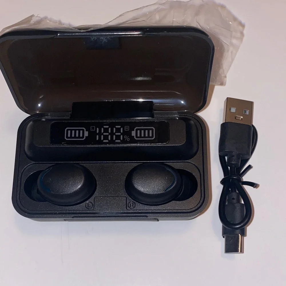 Wireless Earbuds with Charging Case and USB Cable